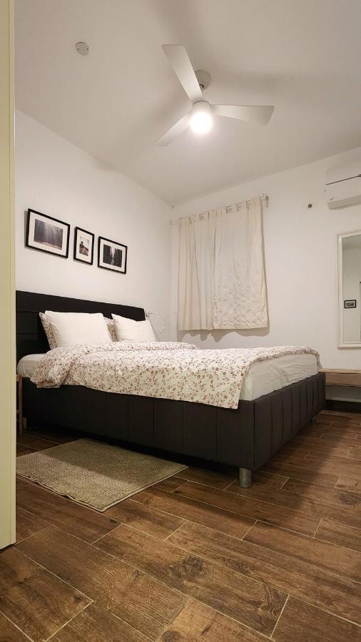 Modern Home In The Heart Of Nachlaot Jérusalem Extérieur photo