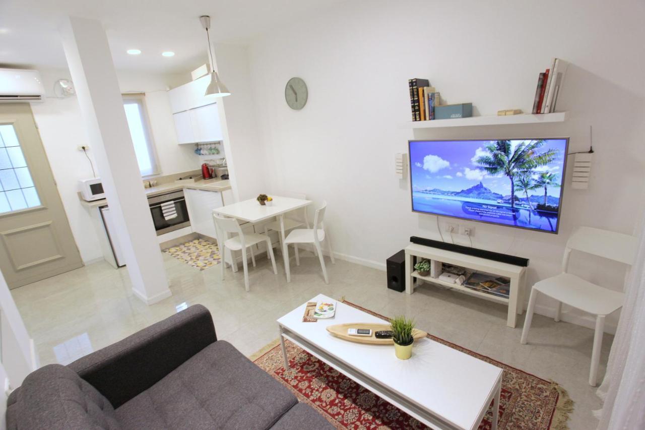 Modern Home In The Heart Of Nachlaot Jérusalem Extérieur photo